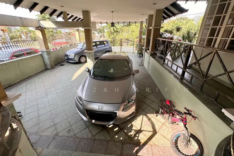 Rumah Banglo untuk Dijual di Taman Setia (Gombak) - Masnizah Arifin - Car Park - PropertyGuru.com.my