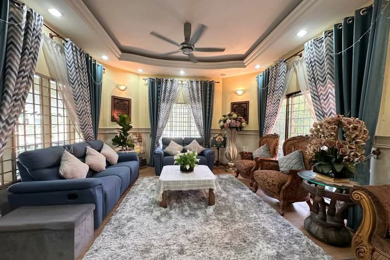 Rumah Banglo untuk Dijual di Taman Setia (Gombak) - Masnizah Arifin - Living Room - PropertyGuru.com.my