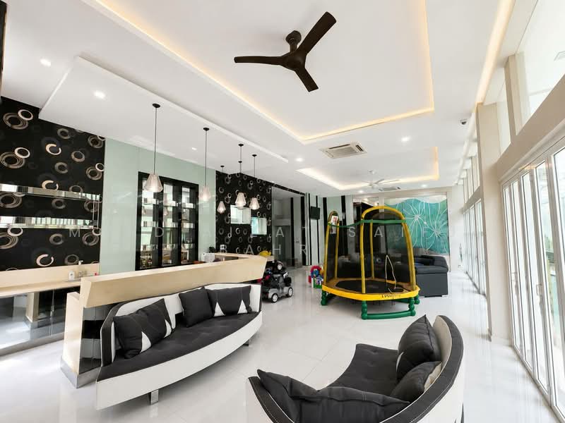 Rumah Banglo untuk Dijual di Damansara Heights (Damansara Heights) - Mohd Aizat Saiful Bahri - Living Room - PropertyGuru.com.my
