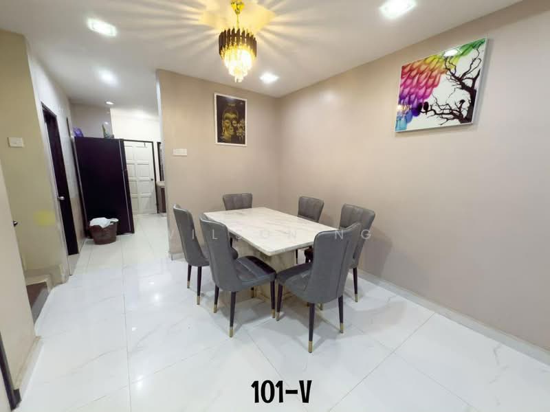 Terraced House for Sale in Bandar Botanic (Klang) - Wilson Ng - Dining Room - PropertyGuru.com.my
