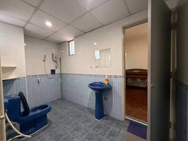 Rumah Teres 2 Tingkat untuk Dijual di Minden Heights (Gelugor) - Crystal Choong - Bathroom - PropertyGuru.com.my