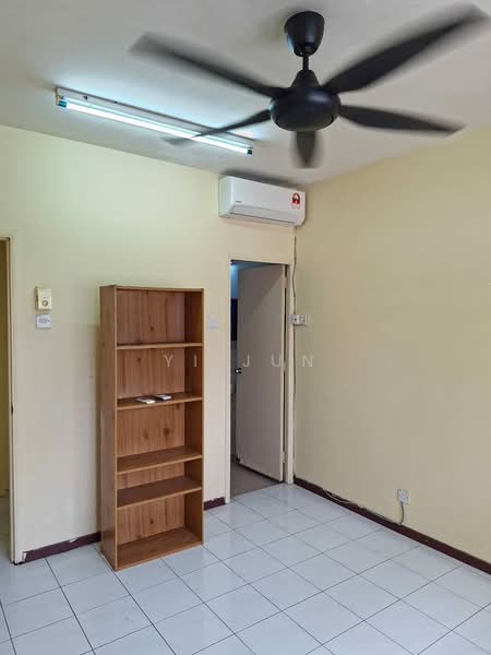 Apartment for Sale at Pangsapuri Saraka - Yi Jun - Interior - PropertyGuru.com.my