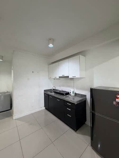 Service Residence for Rent at The Scott Garden SOHO - Wilfred Tee - Kitchen - PropertyGuru.com.my