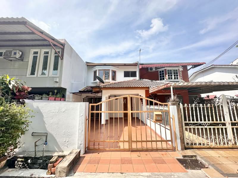 Rumah Teres 2 Tingkat untuk Dijual di Taman Pandan Perdana (Ampang) - Hazlin Miswan - Exterior - PropertyGuru.com.my