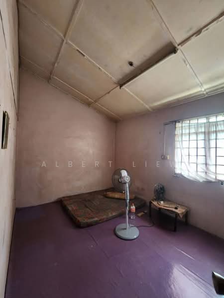 Rumah Teres 2 Tingkat untuk Dijual di Permas Jaya (Johor) - Albert Liew - Bedroom - PropertyGuru.com.my