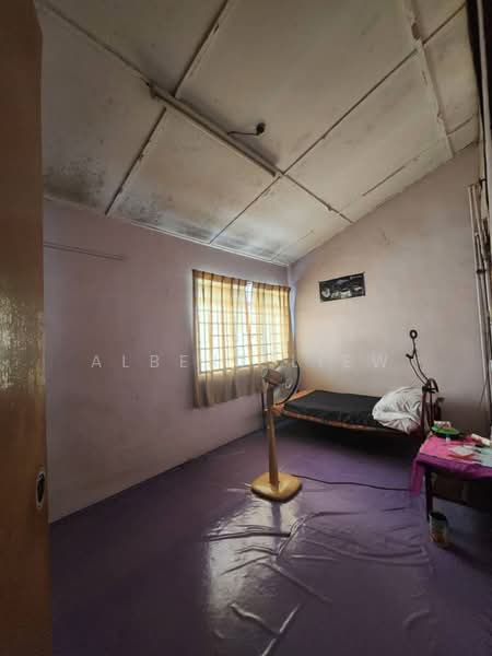 Rumah Teres 2 Tingkat untuk Dijual di Permas Jaya (Johor) - Albert Liew - Bedroom - PropertyGuru.com.my