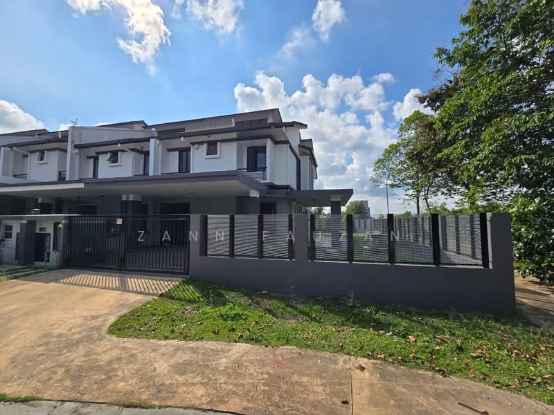 2-storey Terraced House for Sale in Denai Alam (Shah Alam) - Zann Fauzan - PropertyGuru.com.my