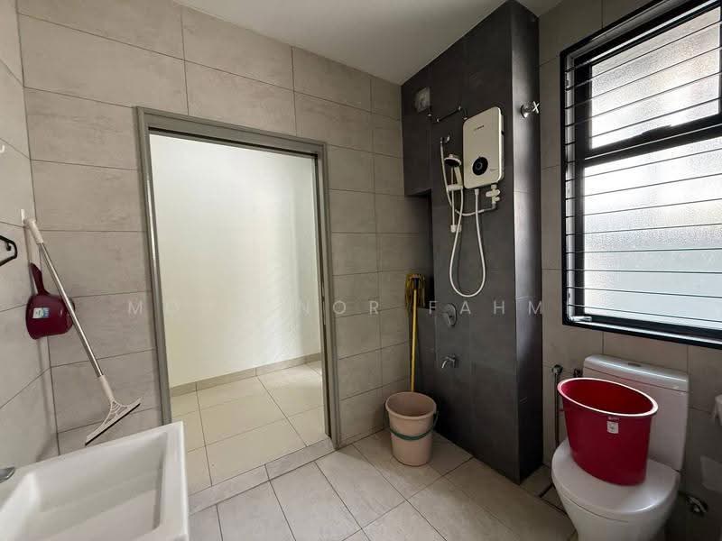 Rumah Teres untuk Dijual di Elmina (Shah Alam) - Mohd Nor Fahmi - Bathroom - PropertyGuru.com.my