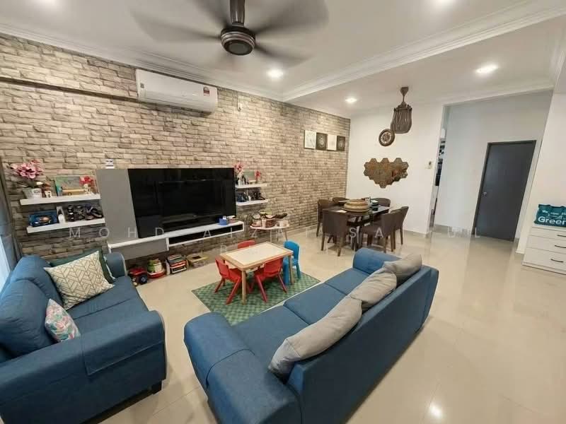 Rumah Teres 2 Tingkat untuk Dijual di Seremban (Negeri Sembilan) - Mohd Aizat Saiful Bahri - Living Room - PropertyGuru.com.my
