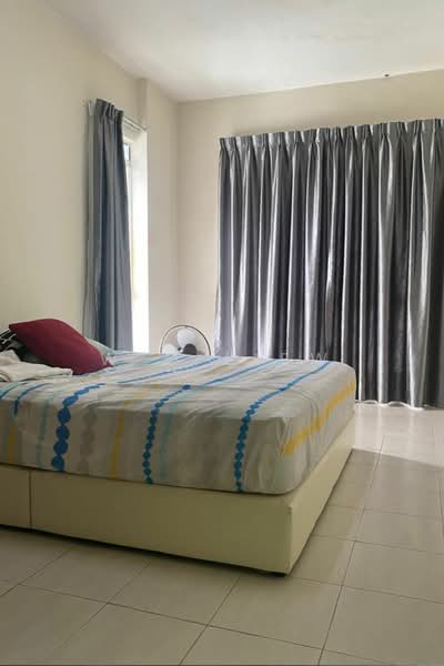 Kondominium untuk Dijual di Warisan City View - W G Liew - Bedroom - PropertyGuru.com.my