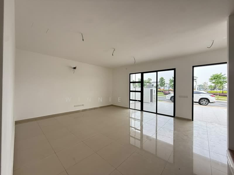 Rumah Kluster untuk Dijual di Iskandar Puteri (Nusajaya) (Johor) - Winnie Lau - Living Room - PropertyGuru.com.my