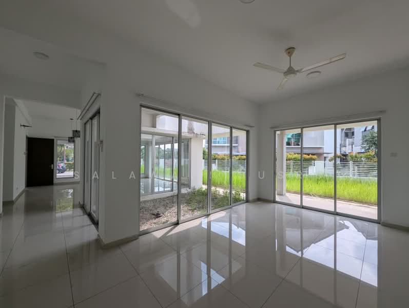 Rumah Teres 2 Tingkat untuk Disewa di Alam Impian (Shah Alam) - Salawati Busro - Living Room - PropertyGuru.com.my