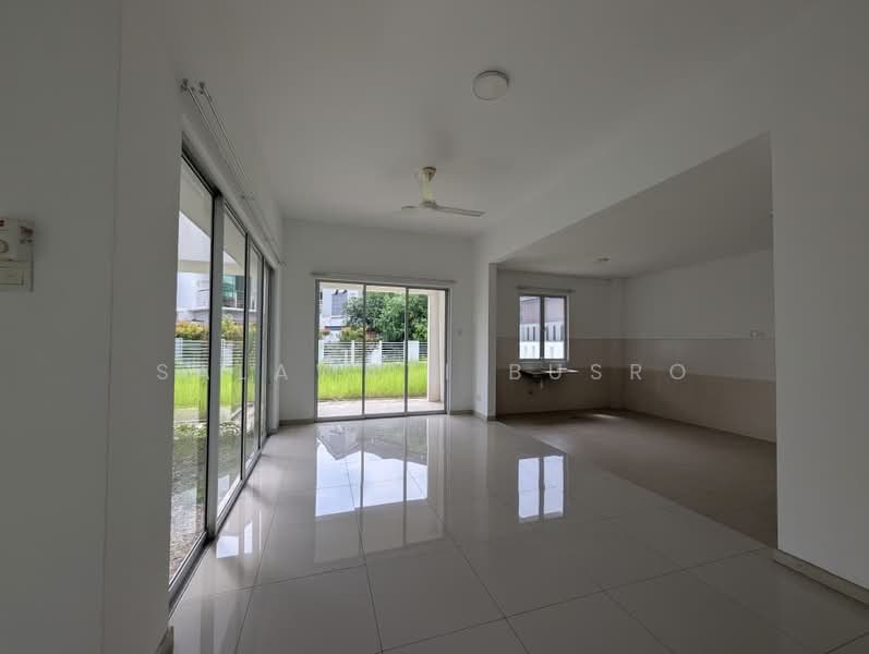 Rumah Teres 2 Tingkat untuk Disewa di Alam Impian (Shah Alam) - Salawati Busro - Living Room - PropertyGuru.com.my