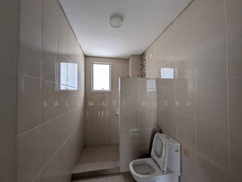 Rumah Teres 2 Tingkat untuk Disewa di Alam Impian (Shah Alam) - Salawati Busro - Bathroom - PropertyGuru.com.my