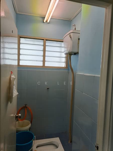 Pejabat untuk Disewa di Kuchai Entrepreneurs Park (Kuchai Lama) - CK Lee - Bathroom - PropertyGuru.com.my