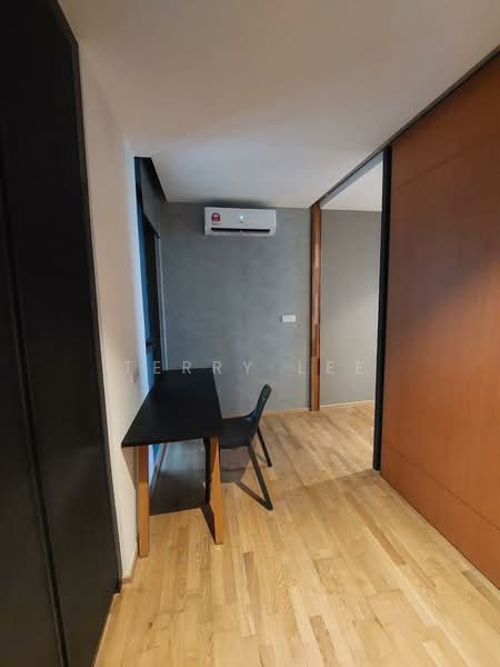 Kondominium untuk Dijual di Twy Duplex Condos - Terry Lee - Corridor - PropertyGuru.com.my