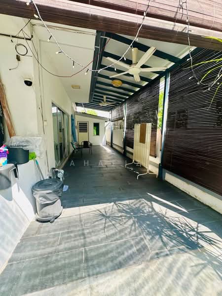 Semi-Detached House for Sale in Bandar Saujana Putra (Tanjong Duabelas) - Mahafiz . - PropertyGuru.com.my