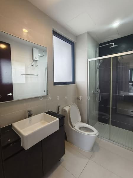 Condominium for Rent at Kings Bay @ Country Garden Danga Bay - Gary Tu - Bathroom - PropertyGuru.com.my