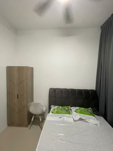 Condominium for Rent at Kings Bay @ Country Garden Danga Bay - Gary Tu - Bedroom - PropertyGuru.com.my