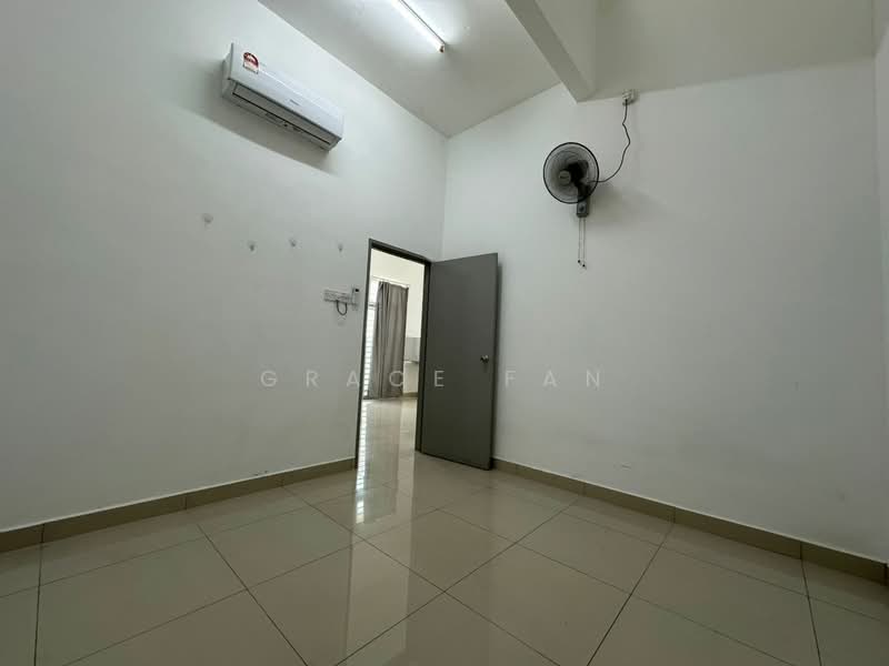 Rumah Teres 1 Tingkat untuk Dijual di Taman Saujana (Kluang) - Grace Fan - PropertyGuru.com.my