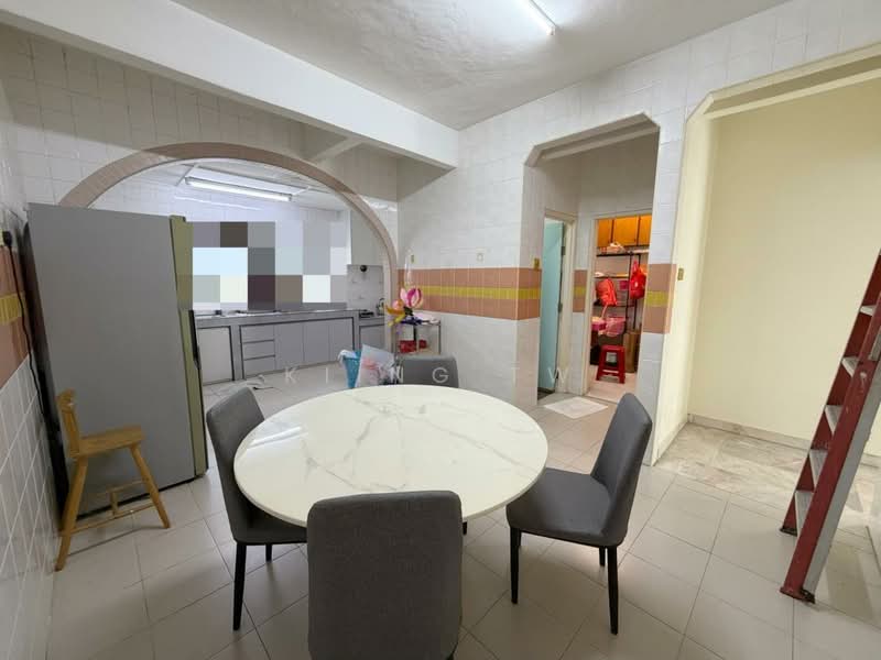 2-storey Terraced House for Sale in Taman Sri Bintang (Kepong) - Kiing TW - Kitchen - PropertyGuru.com.my