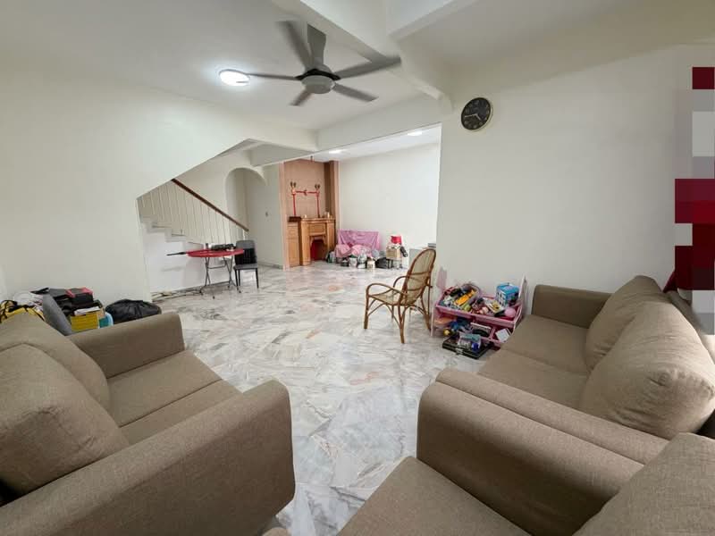 2-storey Terraced House for Sale in Taman Sri Bintang (Kepong) - Kiing TW - Living Room - PropertyGuru.com.my