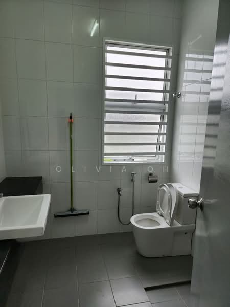 2-storey Terraced House for Rent in Seremban (Negeri Sembilan) - OLIVIA OH - Bathroom - PropertyGuru.com.my