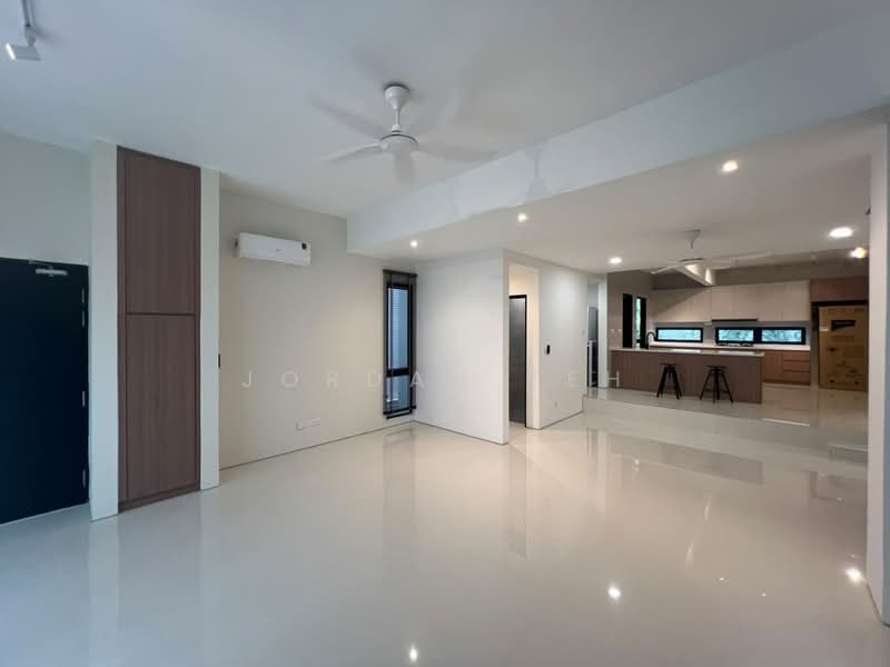 Rumah Bandar untuk Disewa di Kayu Ara (Selangor) - Jordan Teh - Living Room - PropertyGuru.com.my
