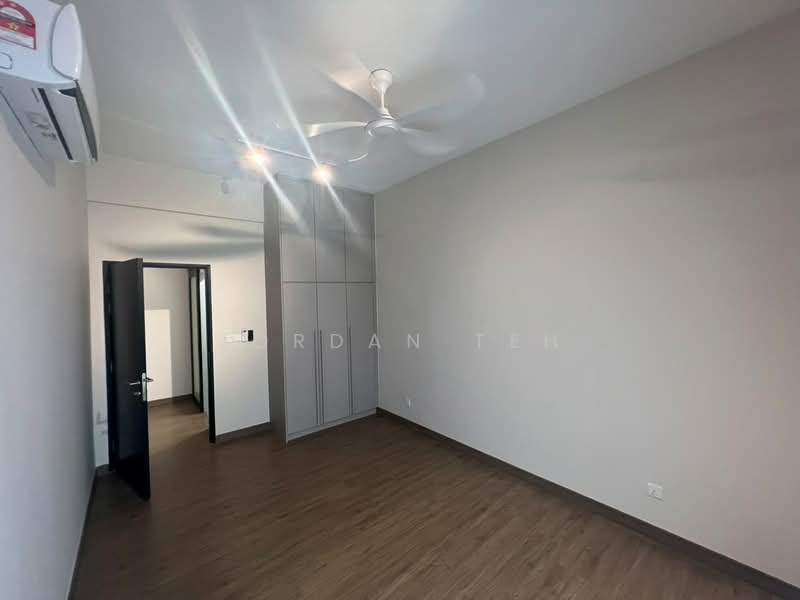 Rumah Bandar untuk Disewa di Kayu Ara (Selangor) - Jordan Teh - Bedroom - PropertyGuru.com.my