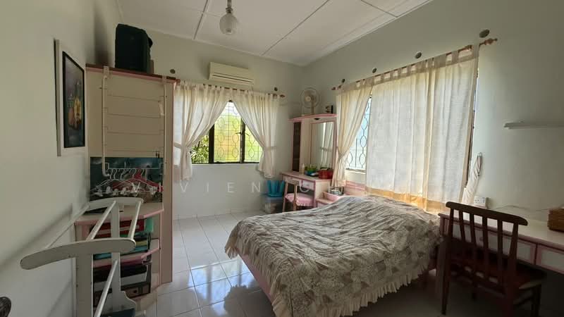 Rumah Banglo untuk Dijual di Tanjung Bungah (Penang) - Vivien Cheah - Bedroom - PropertyGuru.com.my