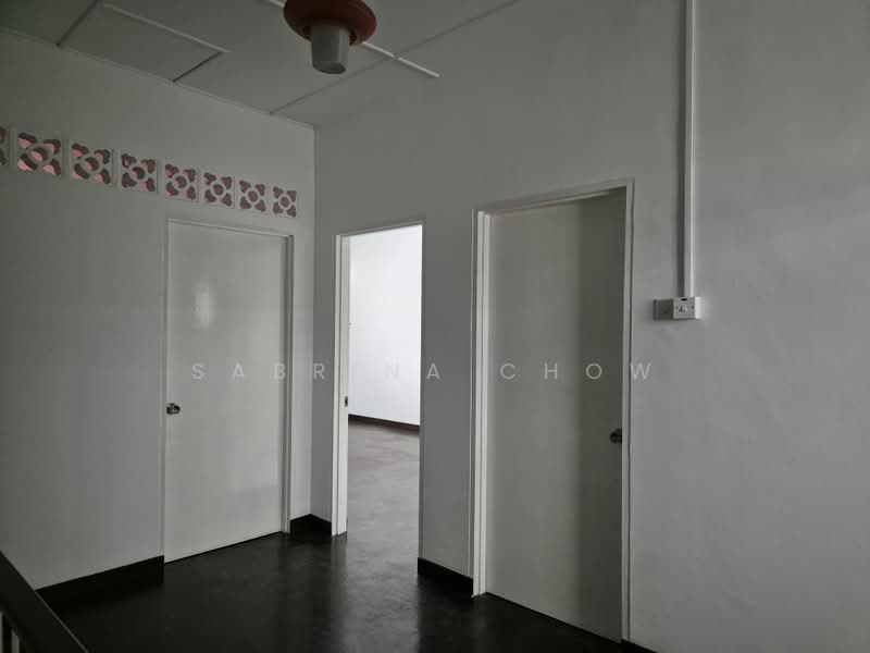 Rumah Teres 2 Tingkat untuk Disewa di Seksyen 17 (Petaling Jaya) - Sabrina Chow - PropertyGuru.com.my