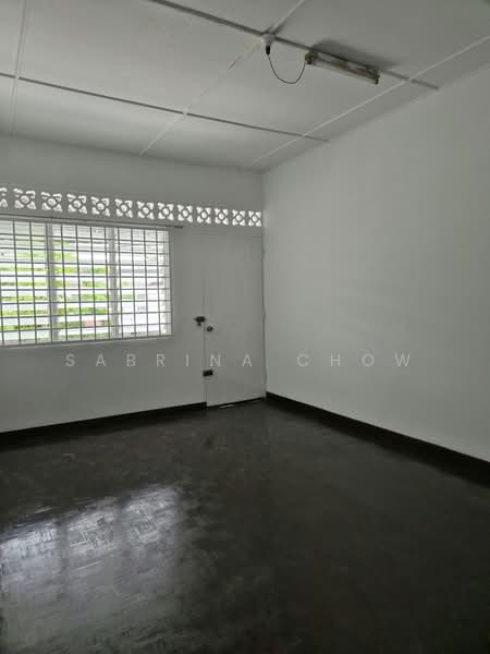 Rumah Teres 2 Tingkat untuk Disewa di Seksyen 17 (Petaling Jaya) - Sabrina Chow - PropertyGuru.com.my