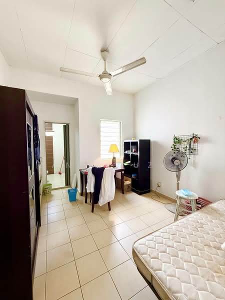 Rumah Teres 2 Tingkat untuk Dijual di Saujana Utama (Selangor) - Zann Fauzan - Bedroom - PropertyGuru.com.my