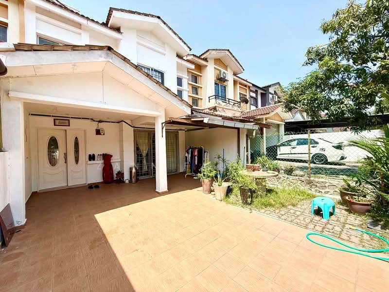 Rumah Teres 2 Tingkat untuk Dijual di Saujana Utama (Selangor) - Zann Fauzan - Exterior - PropertyGuru.com.my