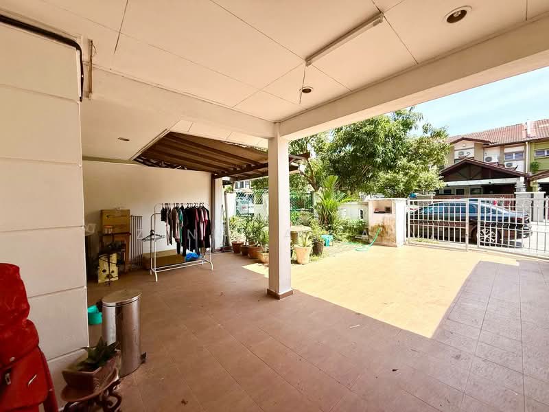 Rumah Teres 2 Tingkat untuk Dijual di Saujana Utama (Selangor) - Zann Fauzan - Exterior - PropertyGuru.com.my