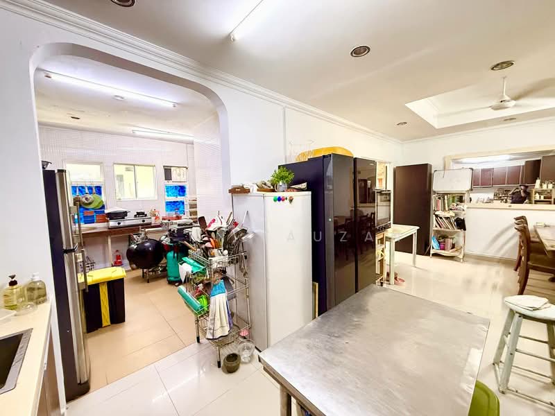 Rumah Teres 2 Tingkat untuk Dijual di Saujana Utama (Selangor) - Zann Fauzan - Kitchen - PropertyGuru.com.my