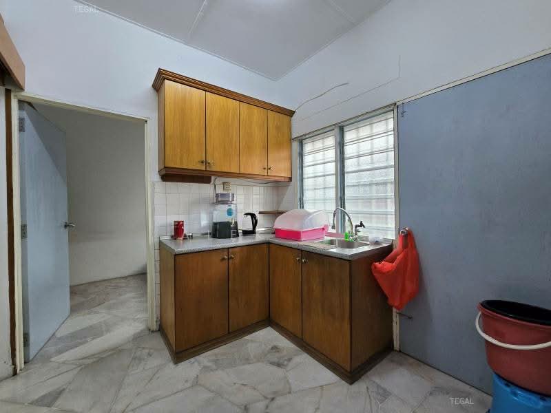 Rumah Teres 1 Tingkat untuk Dijual di Klang (Selangor) - Alex Lee - Kitchen - PropertyGuru.com.my