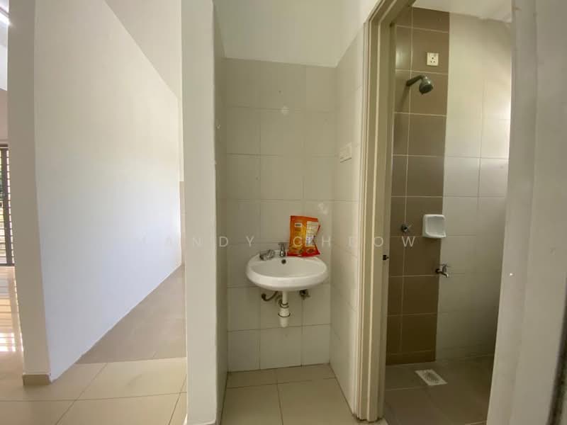 Rumah Teres 2 Tingkat untuk Dijual di Rawang (Selangor) - Mandy Cheow - Bathroom - PropertyGuru.com.my