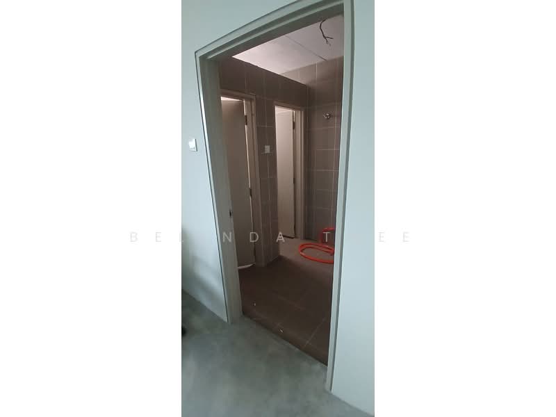 Shop / Office for Sale in Taman Melawati (Ulu Kelang) - Belinda Twee - Corridor - PropertyGuru.com.my
