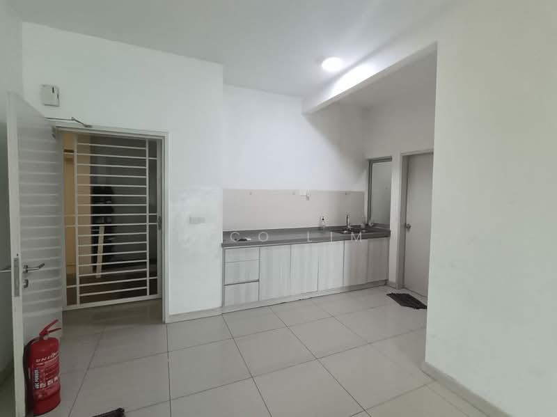 Service Residence for Rent at Savanna Executive Suite @ Southville City - Nyco Lim - Kitchen - PropertyGuru.com.my