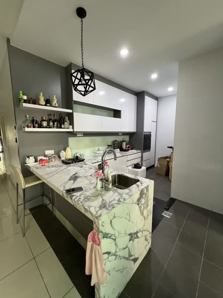 Rumah Teres 2 Tingkat untuk Dijual di Taman Laguna (Johor Bahru) - Edward Gan - PropertyGuru.com.my