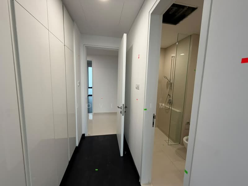 Servis Apartment untuk Disewa di Crown Residences @ Pavilion Damansara Heights - Jovie Lim - Corridor - PropertyGuru.com.my