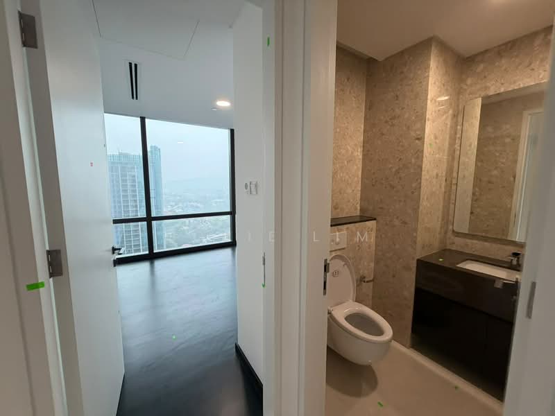 Servis Apartment untuk Disewa di Crown Residences @ Pavilion Damansara Heights - Jovie Lim - Bathroom - PropertyGuru.com.my