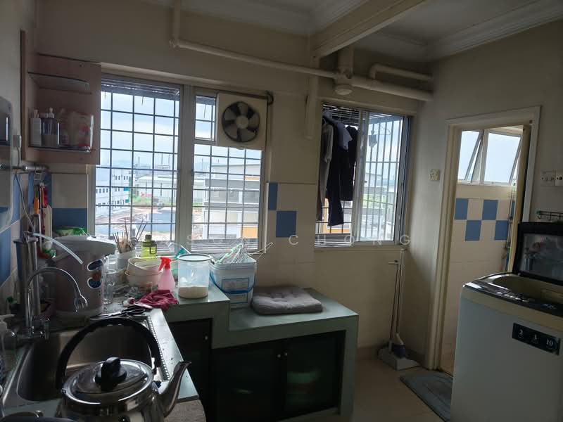 Flat for Sale at Pangsapuri Taman Tasik Sungai Chua - Jason Chong - Kitchen - PropertyGuru.com.my