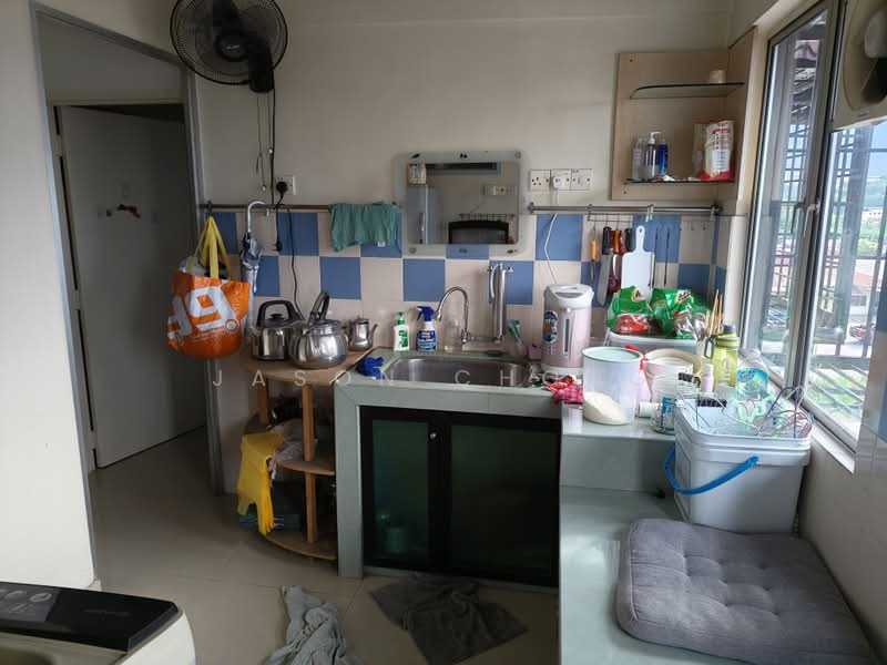 Flat for Sale at Pangsapuri Taman Tasik Sungai Chua - Jason Chong - Kitchen - PropertyGuru.com.my