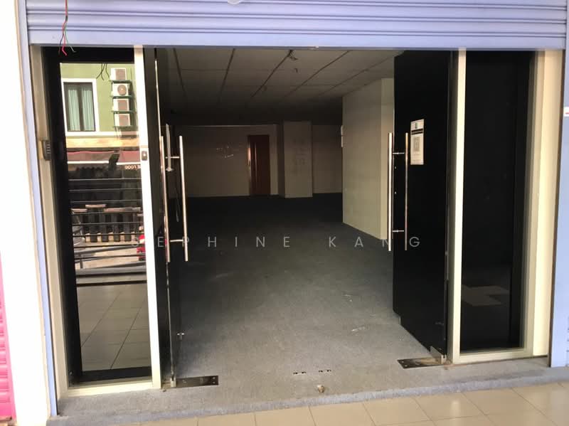Kedai untuk Disewa di Selayang (Selangor) - Sephine Kang - Entrance - PropertyGuru.com.my