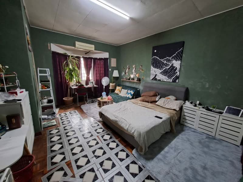 Rumah Teres 2 Tingkat untuk Dijual di Saujana Damansara (Damansara Damai) - Ken Lai - Bedroom - PropertyGuru.com.my