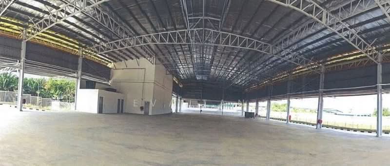 Kilang Terpisah untuk Dijual di Kawasan Perindustrian Lukut (Kota Tinggi) - Eva Tan - Interior - PropertyGuru.com.my