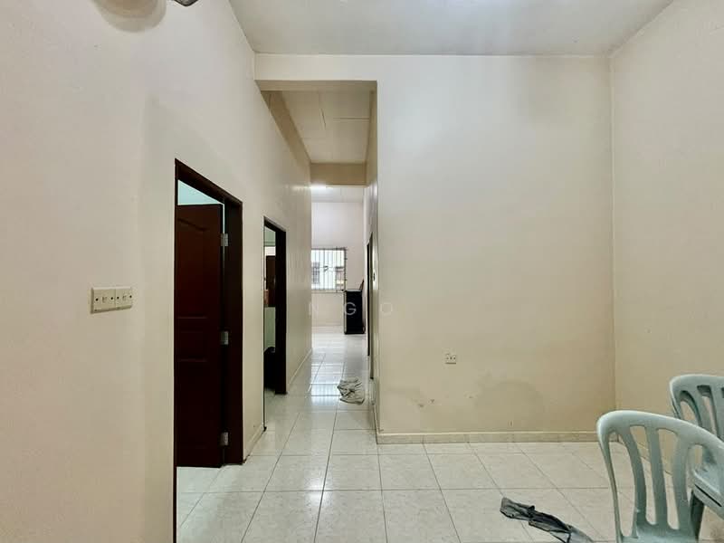 1-storey Terraced House for Sale in Parit Raja (Johor) - NGO - Interior - PropertyGuru.com.my
