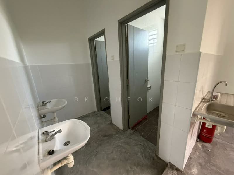 Shop / Office for Rent in Horizon Hills (Iskandar Puteri (Nusajaya)) - BK Cheok - Bathroom - PropertyGuru.com.my